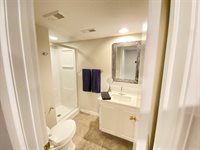 1717 S Cypress St Apt 212, Wichita, KS 67207