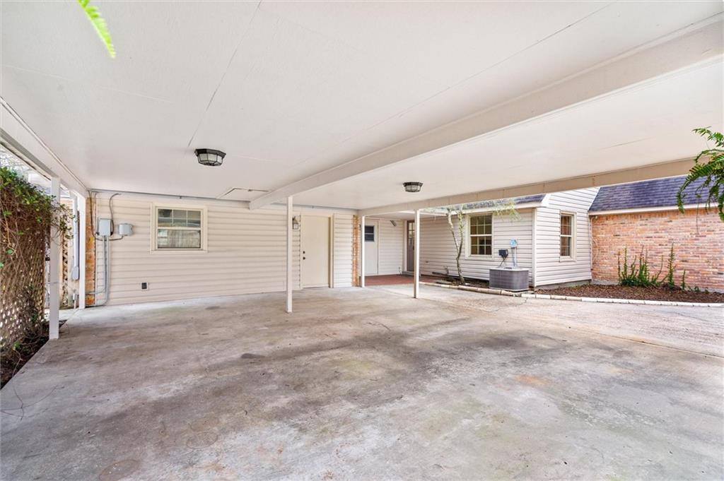 563 Richardson Drive East, Mobile, AL 36606