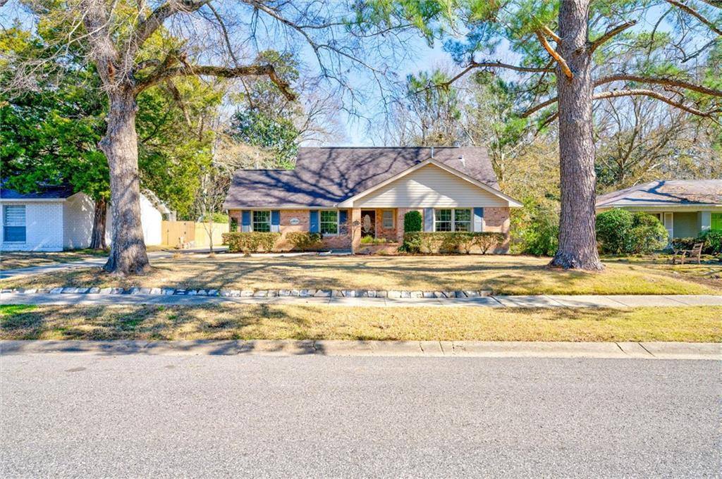563 Richardson Drive East, Mobile, AL 36606