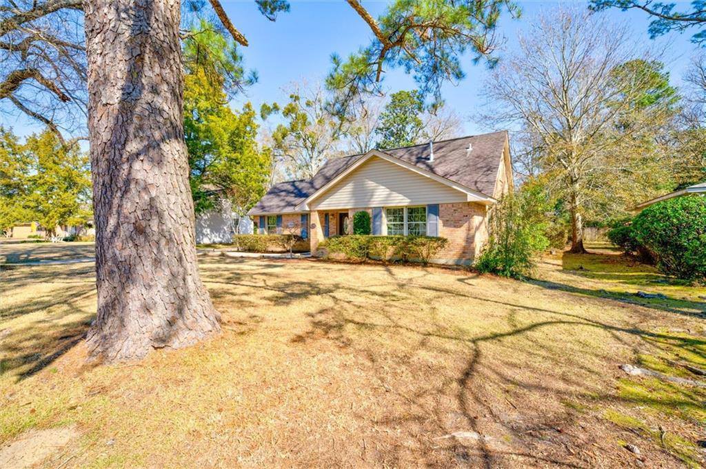 563 Richardson Drive East, Mobile, AL 36606