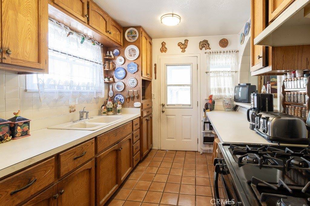 818 Sandia Avenue, La Puente, CA 91746