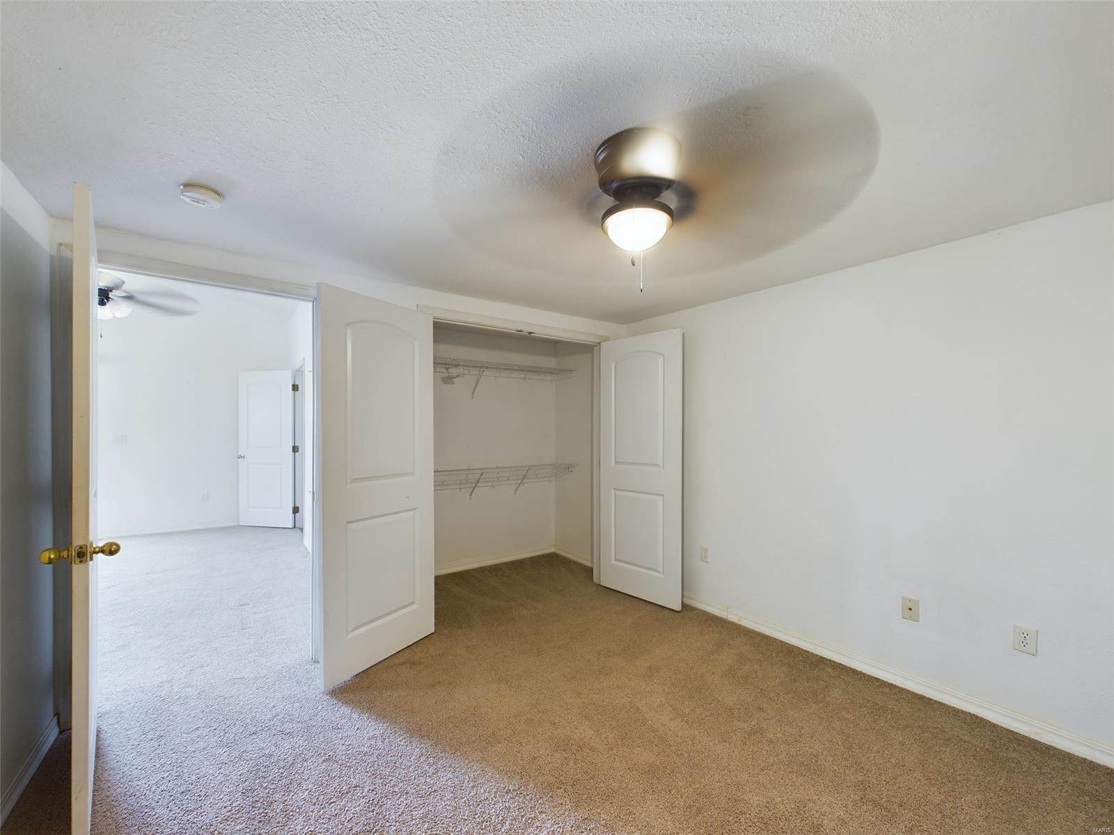 14290 Torpedo Drive, Saint Robert, MO 65584