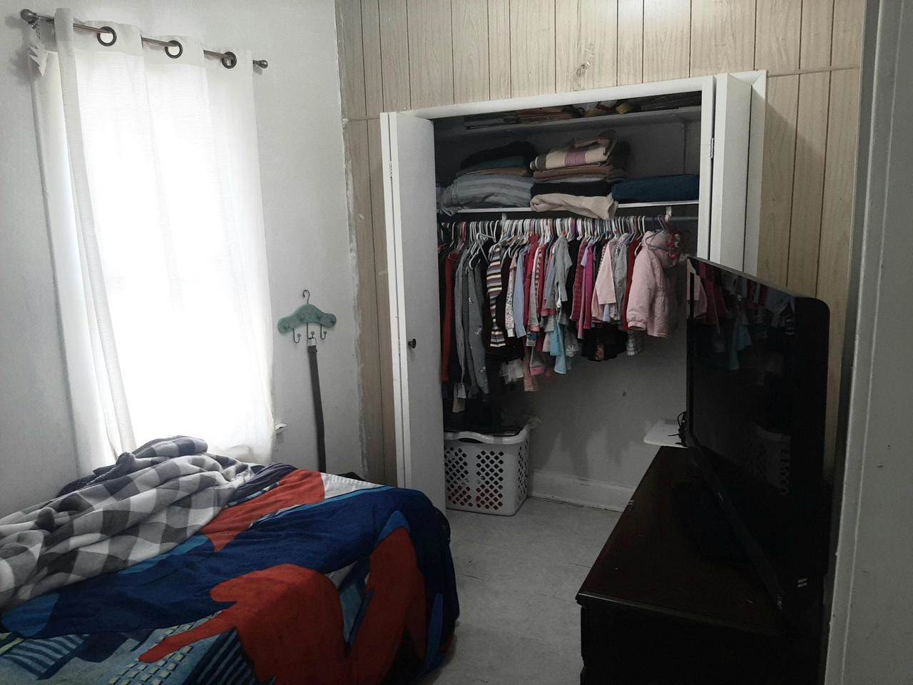 2416 S 20th STREET, Milwaukee, WI 53215