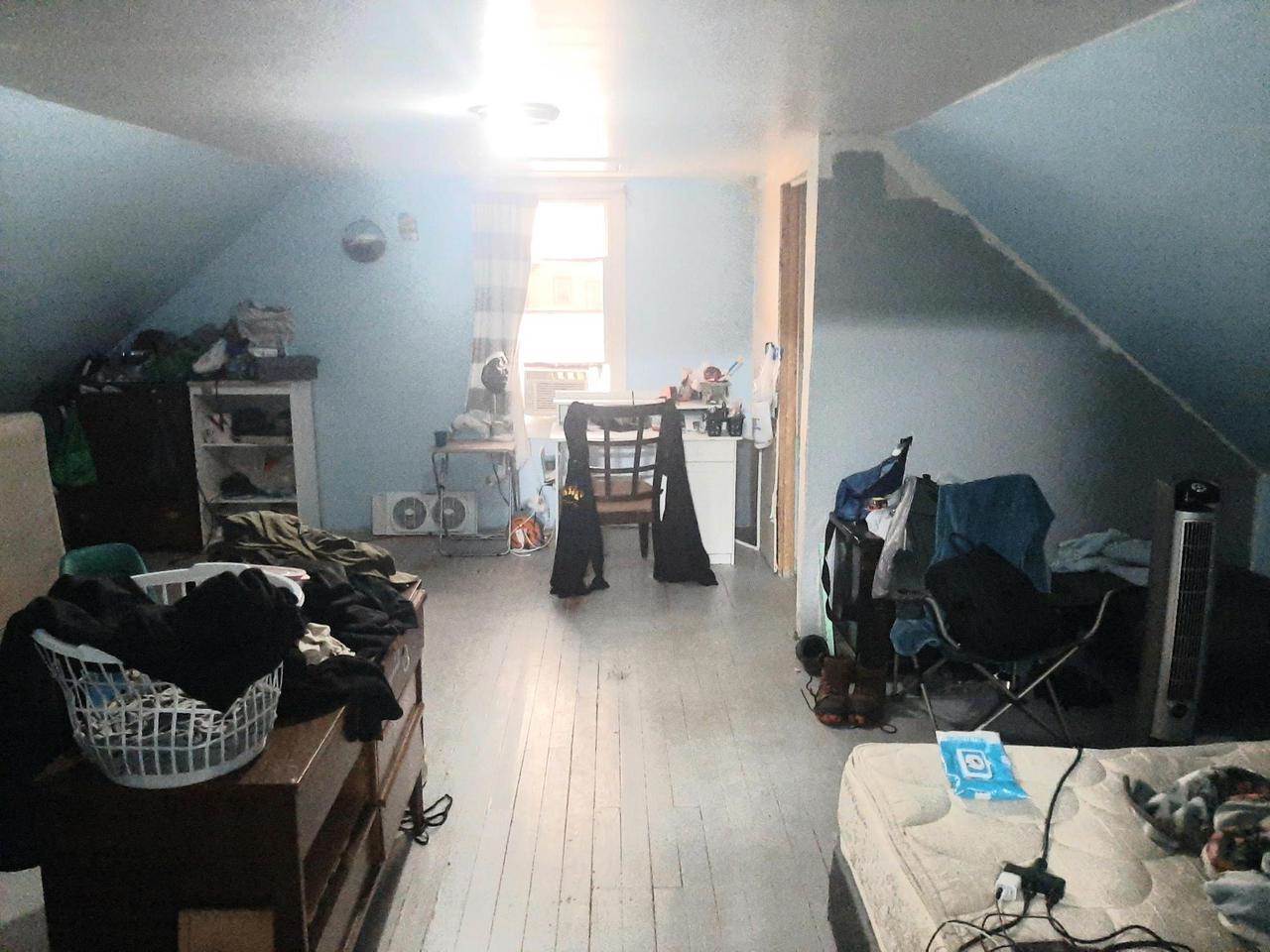 2416 S 20th STREET, Milwaukee, WI 53215