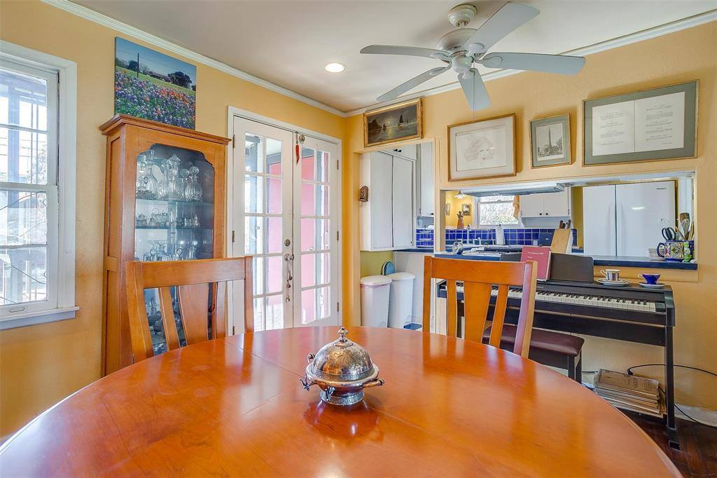 3700 Ellsmere Court, Fort Worth, TX 76103