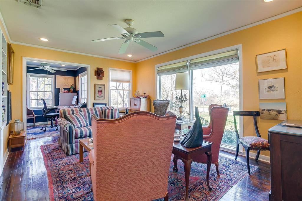 3700 Ellsmere Court, Fort Worth, TX 76103