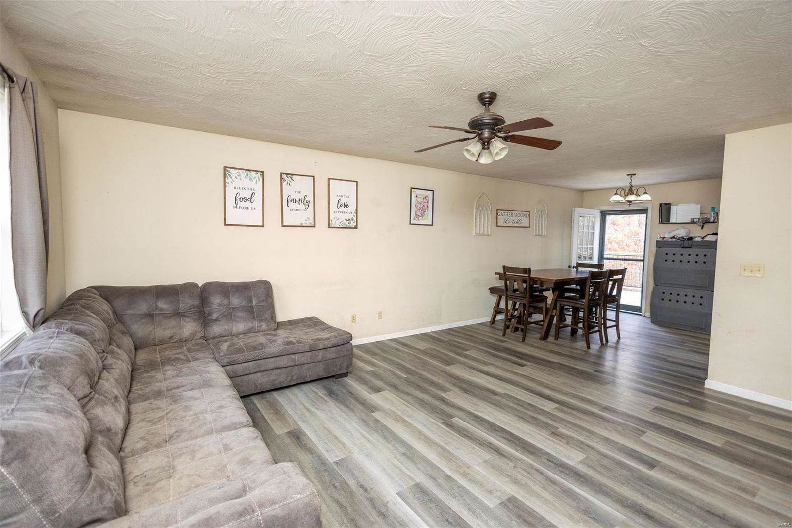 15400 Triangle Lane, Saint Robert, MO 65584