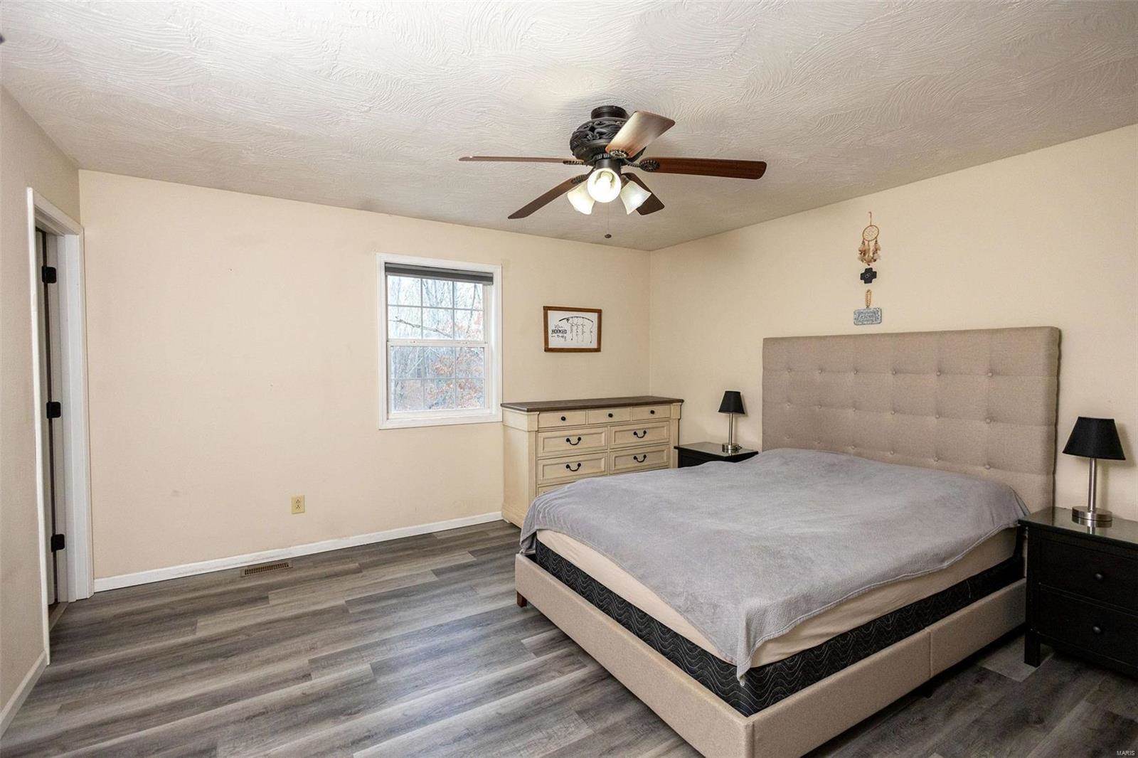 15400 Triangle Lane, Saint Robert, MO 65584