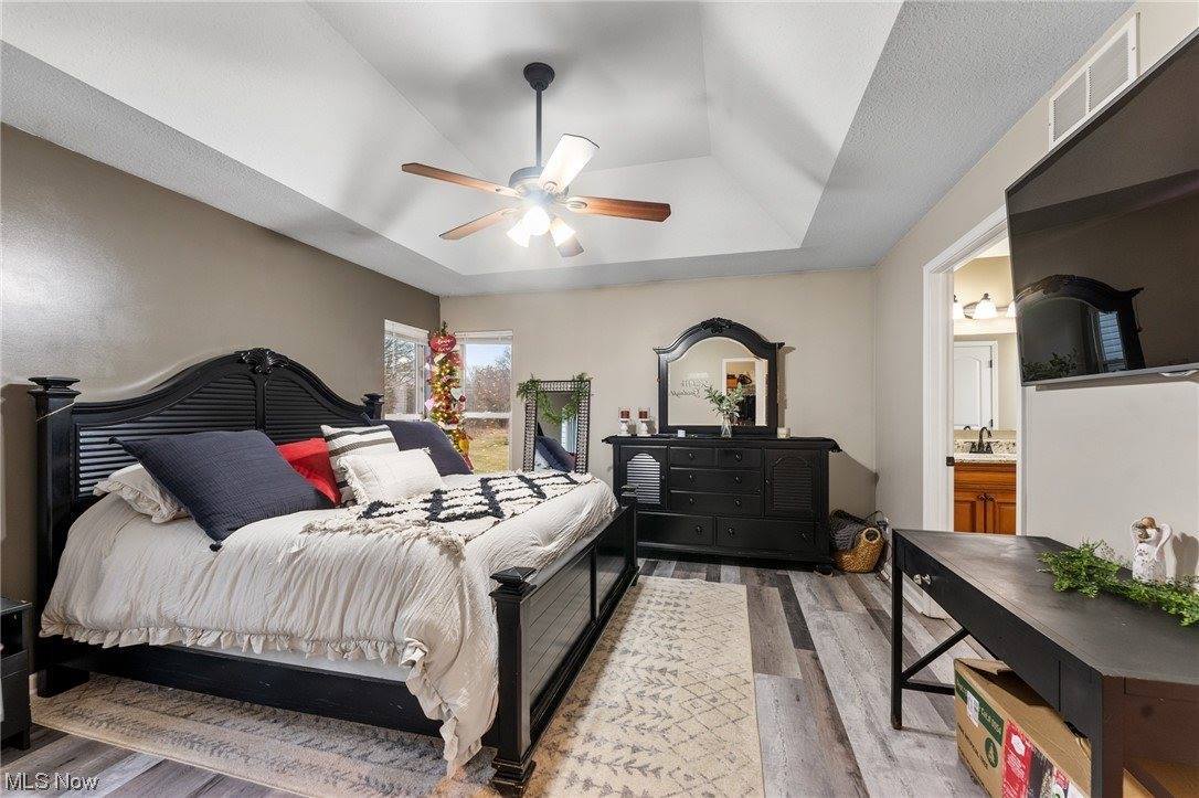 6444 Bay Meadow Court, Austintown, OH 44515