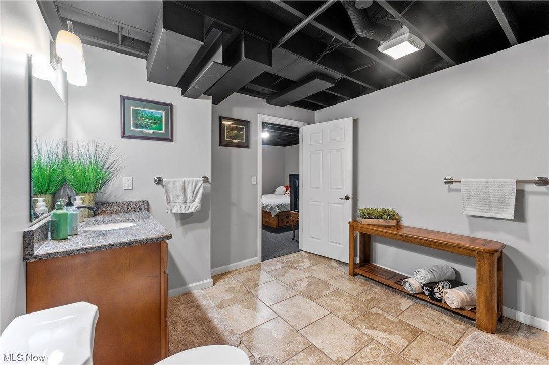 6444 Bay Meadow Court, Austintown, OH 44515