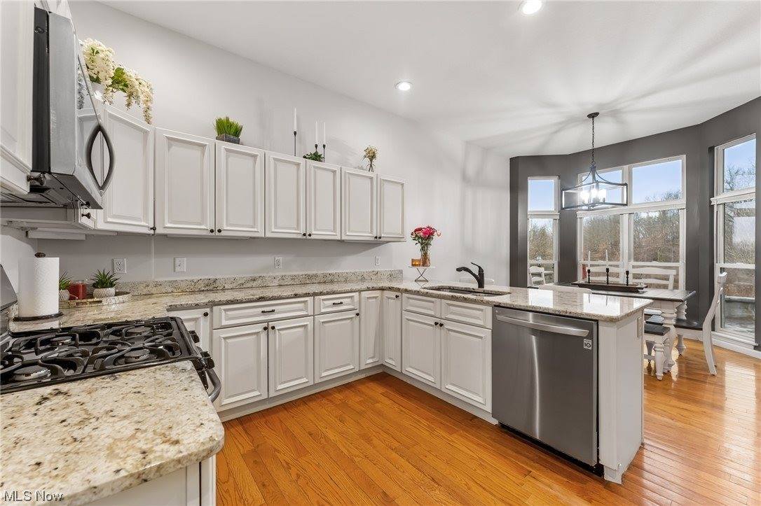 6444 Bay Meadow Court, Austintown, OH 44515