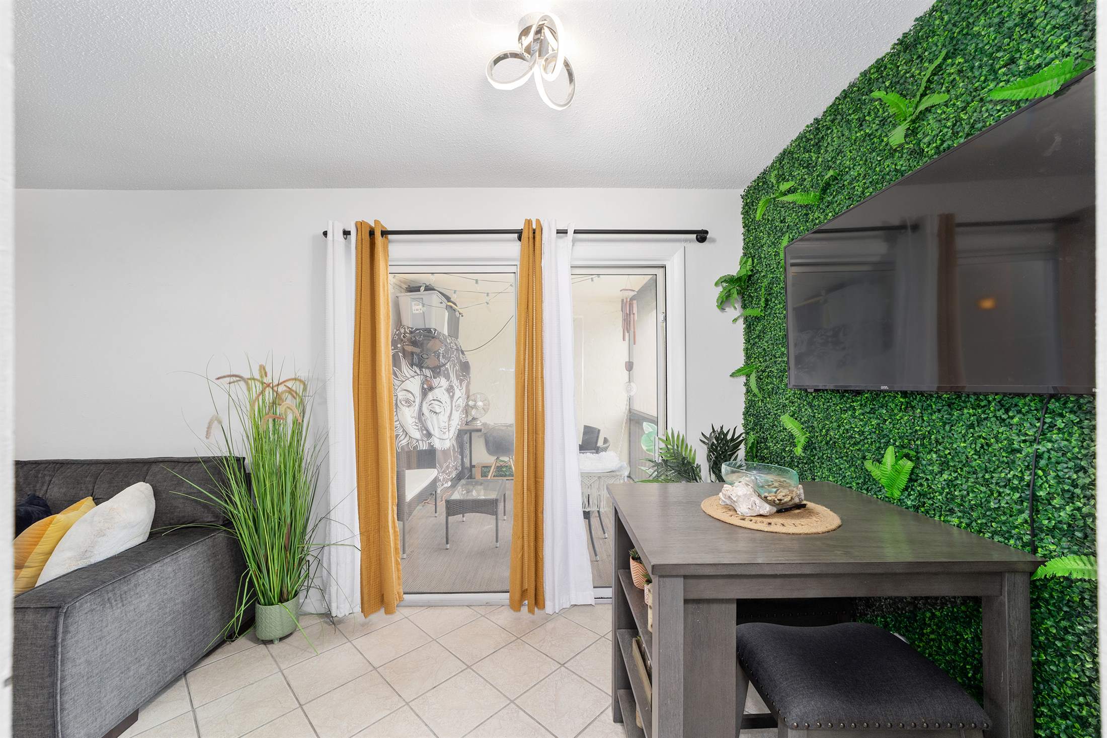 2437 NE 6TH Street, Ocala, FL 34470