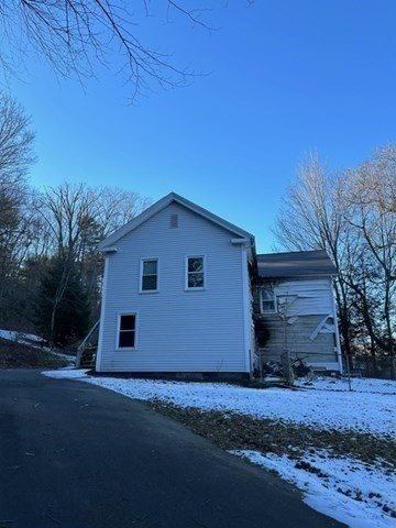 4293-4295 High St, Palmer, MA 01069