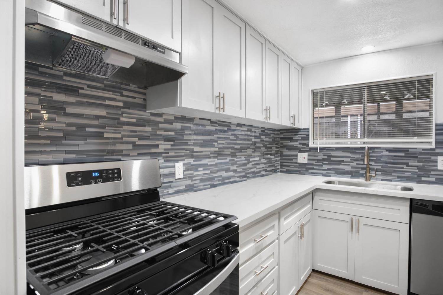 1206 Magic Sands Way, Turlock, CA 95380