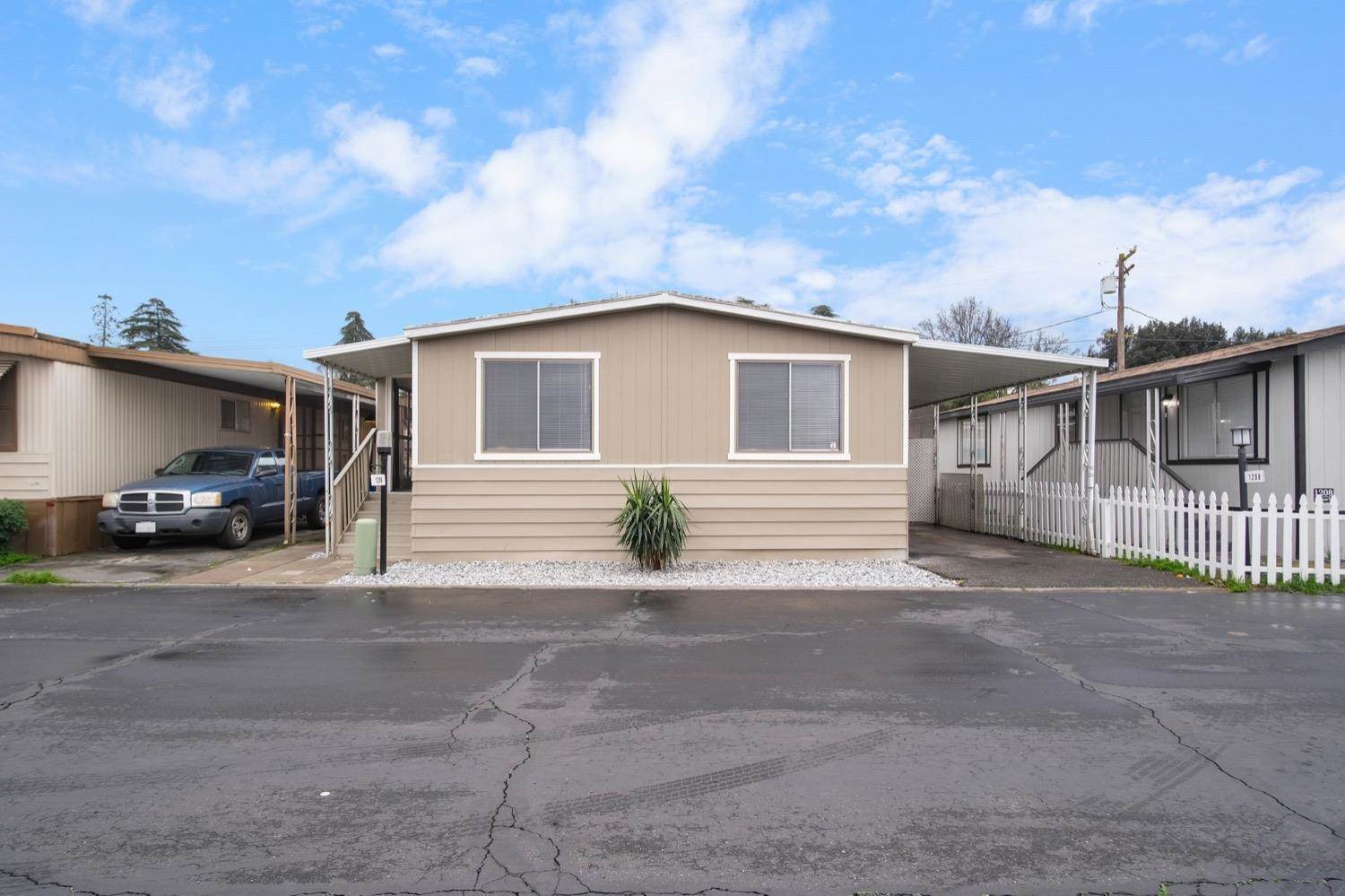 1206 Magic Sands Way, Turlock, CA 95380