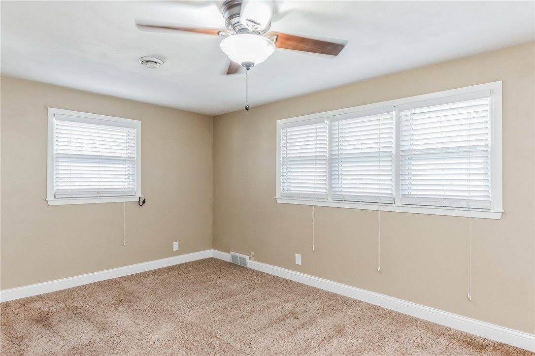 1059 23rd Street, West Des Moines, IA 50266