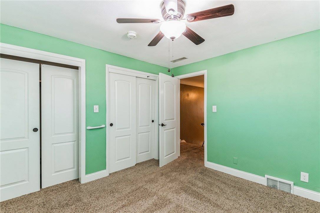 1059 23rd Street, West Des Moines, IA 50266