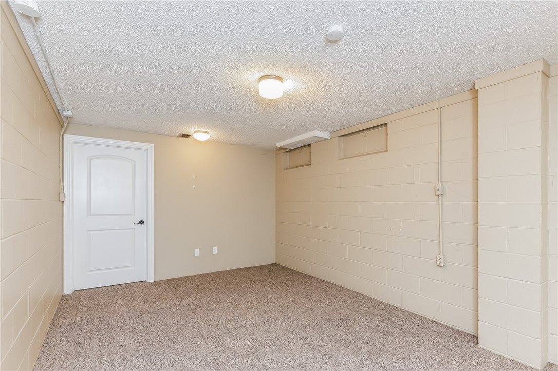 1059 23rd Street, West Des Moines, IA 50266