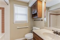 1059 23rd Street, West Des Moines, IA 50266