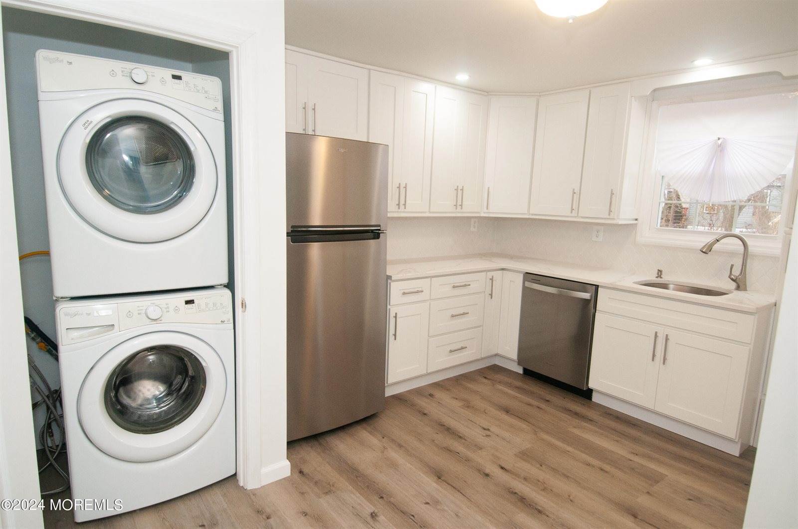 37 Central Avenue, Hazlet, NJ 07734