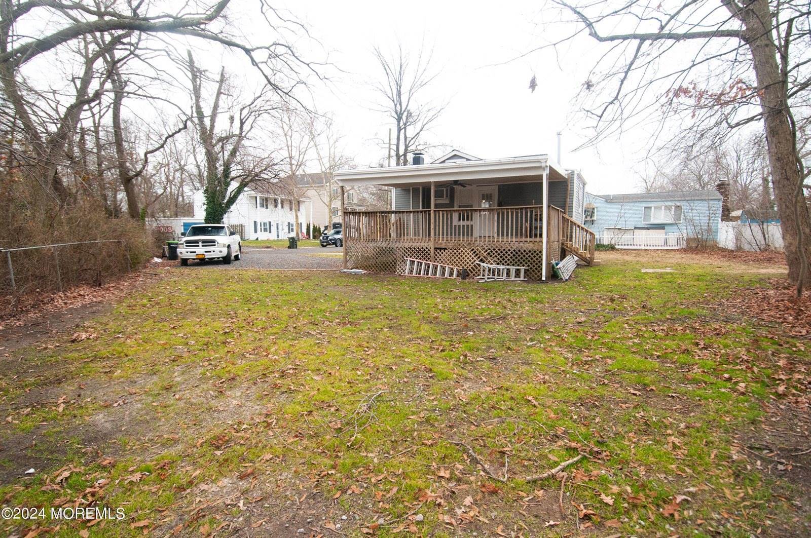 37 Central Avenue, Hazlet, NJ 07734