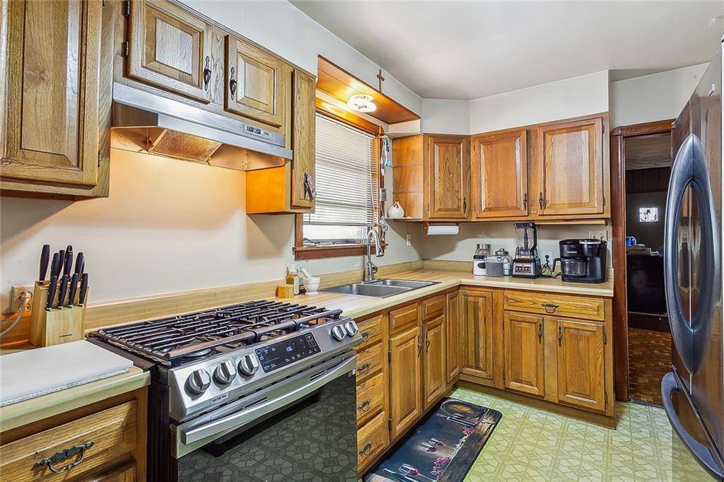 11 White Boulevard, Gretna, LA 70053