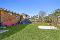 11 White Boulevard, Gretna, LA 70053