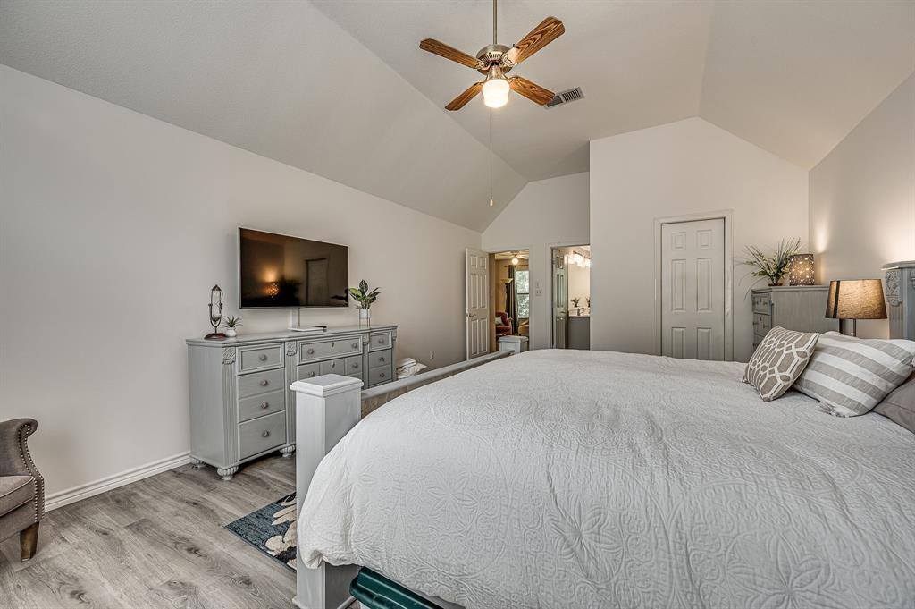 8184 Bramble Creek Court, Mansfield, TX 76063