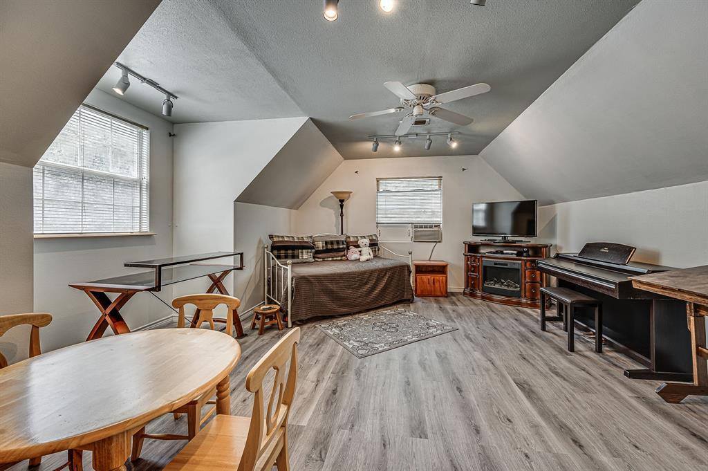 8184 Bramble Creek Court, Mansfield, TX 76063