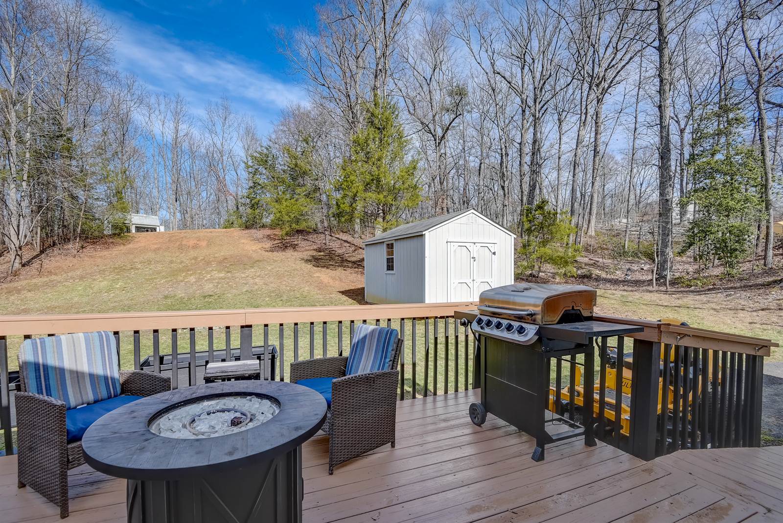 516 Decatur Rd, Stafford, VA 22554