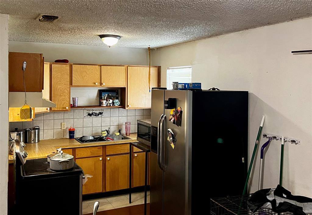 405 Byron Street, Fort Worth, TX 76114