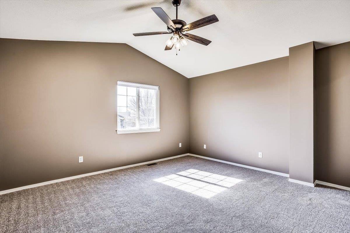 9410 E Marion St, Wichita, KS 67210