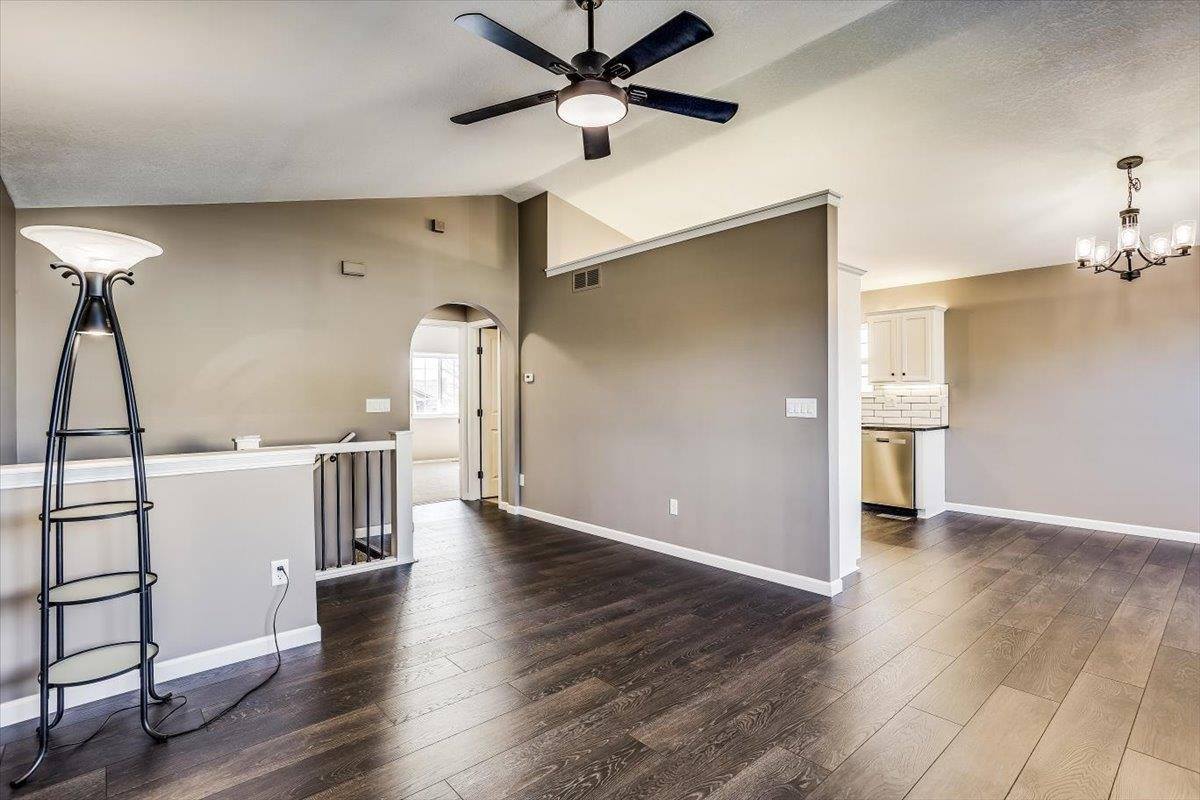 9410 E Marion St, Wichita, KS 67210