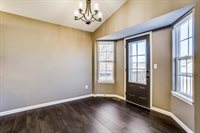 9410 E Marion St, Wichita, KS 67210