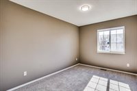 9410 E Marion St, Wichita, KS 67210