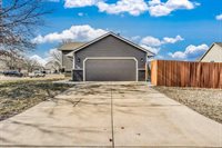 9410 E Marion St, Wichita, KS 67210