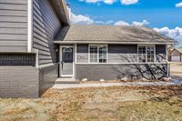9410 E Marion St, Wichita, KS 67210