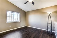 9410 E Marion St, Wichita, KS 67210