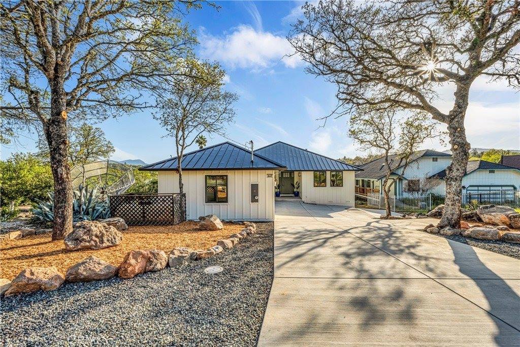 18647 North Shore Drive, Hidden Valley Lake, CA 95467