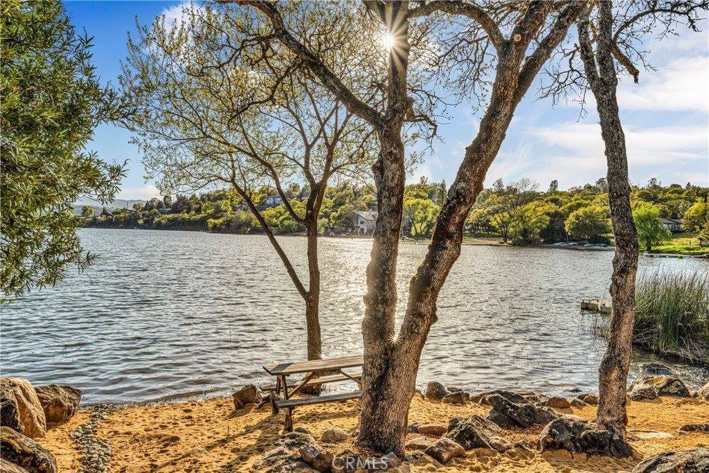 18647 North Shore Drive, Hidden Valley Lake, CA 95467