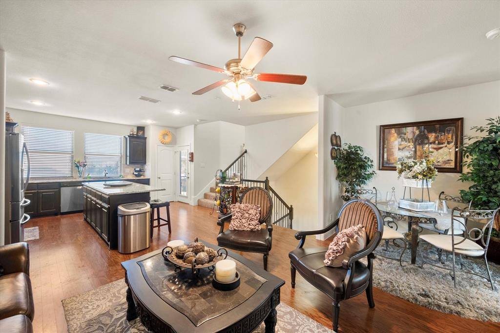 2660 Venice Drive, Grand Prairie, TX 75054