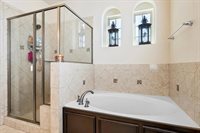 2660 Venice Drive, Grand Prairie, TX 75054