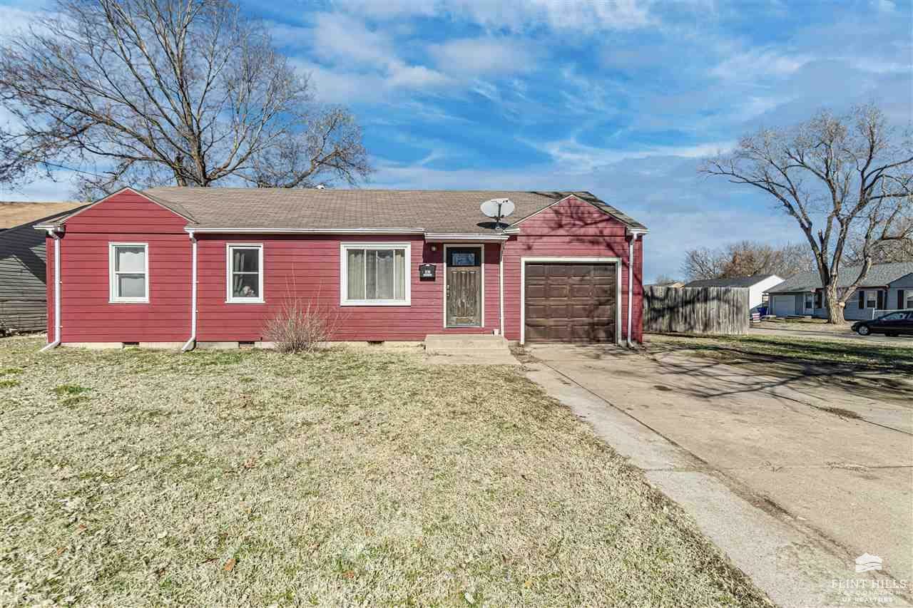930 West 9th Street, Junction City, KS 66441