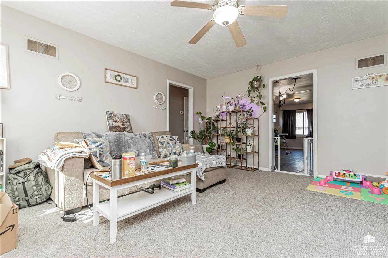 930 West 9th Street, Junction City, KS 66441