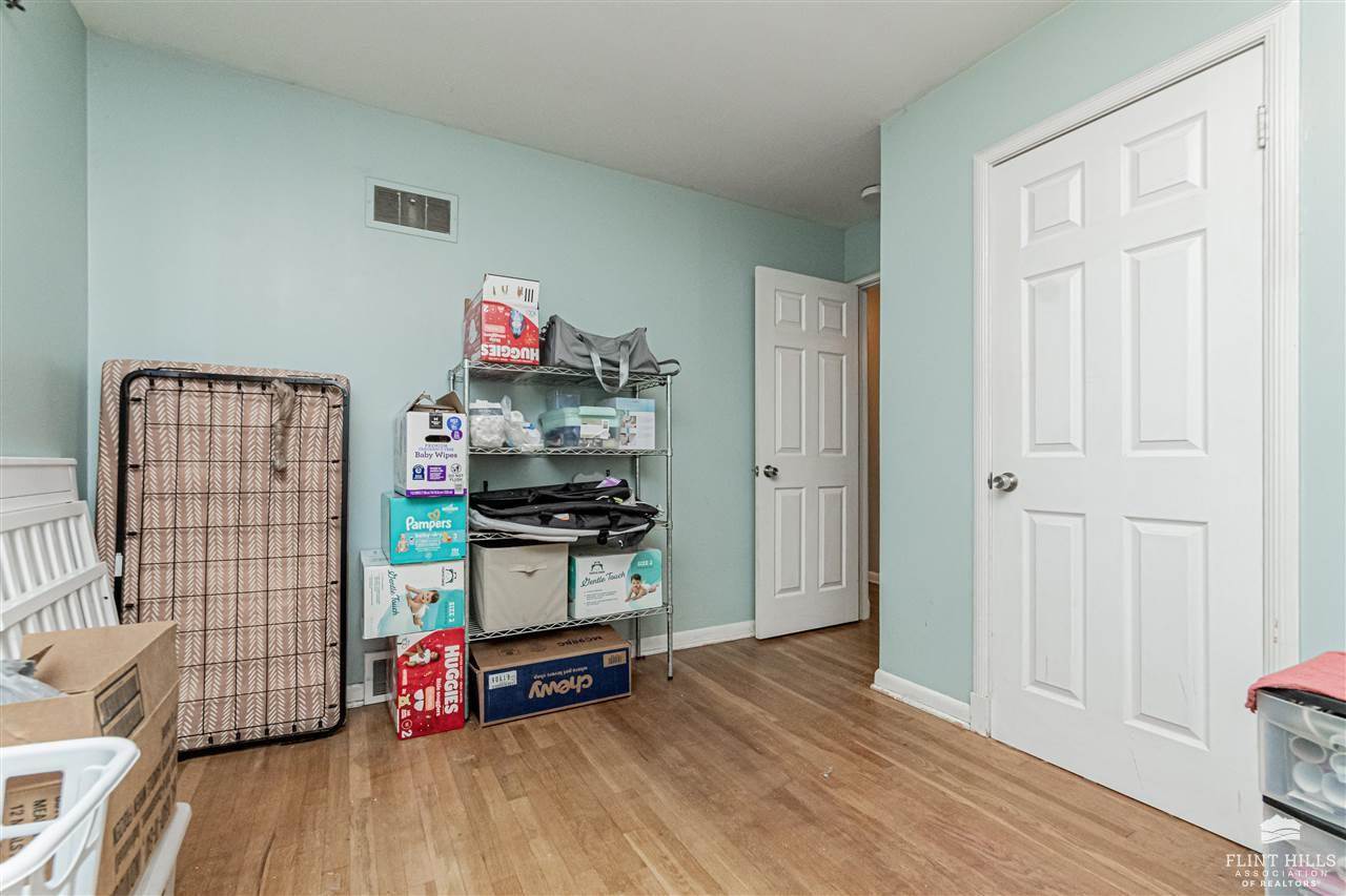 930 West 9th Street, Junction City, KS 66441