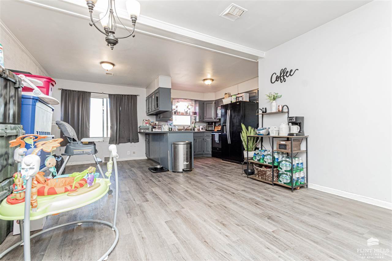 930 West 9th Street, Junction City, KS 66441