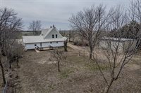 722 West Harris Street, White City, KS 66872