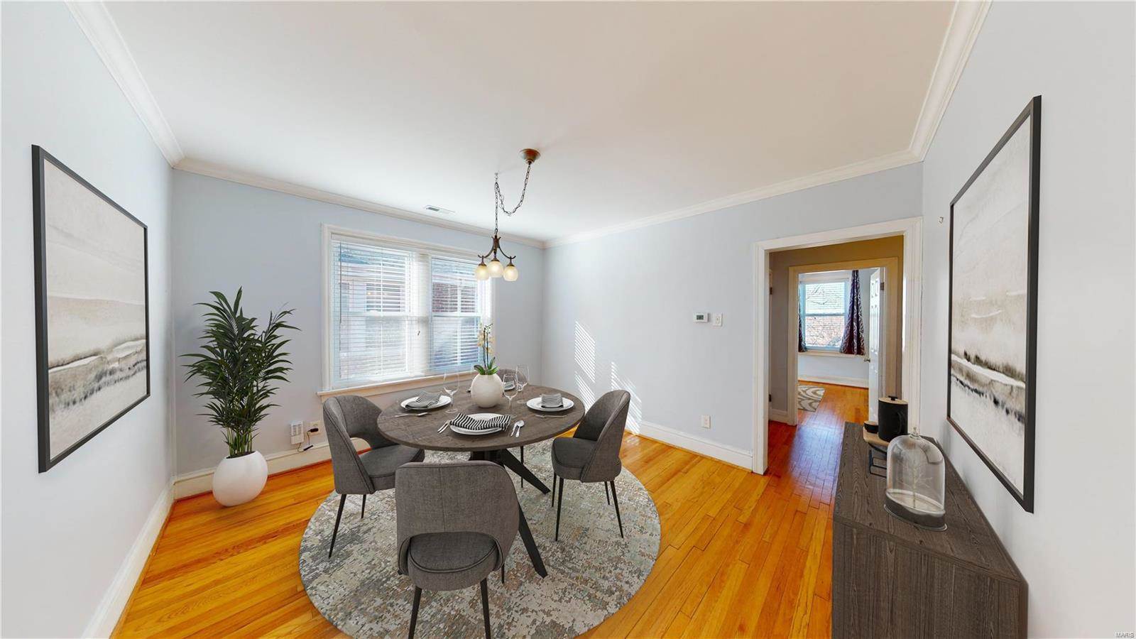 7055 Dartmouth Avenue, Saint Louis, MO 63130