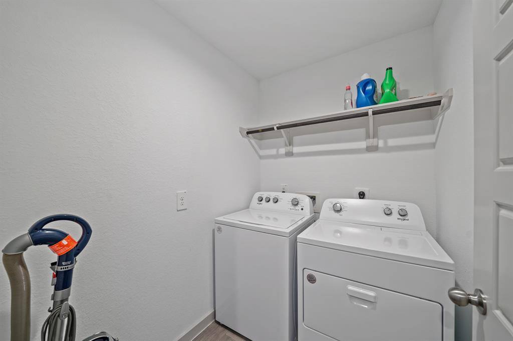 7903 Suffolk Valley Lane, Rosharon, TX 77583