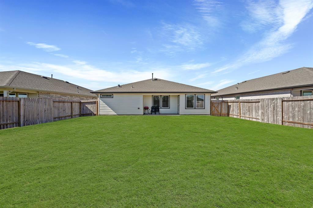 7903 Suffolk Valley Lane, Rosharon, TX 77583